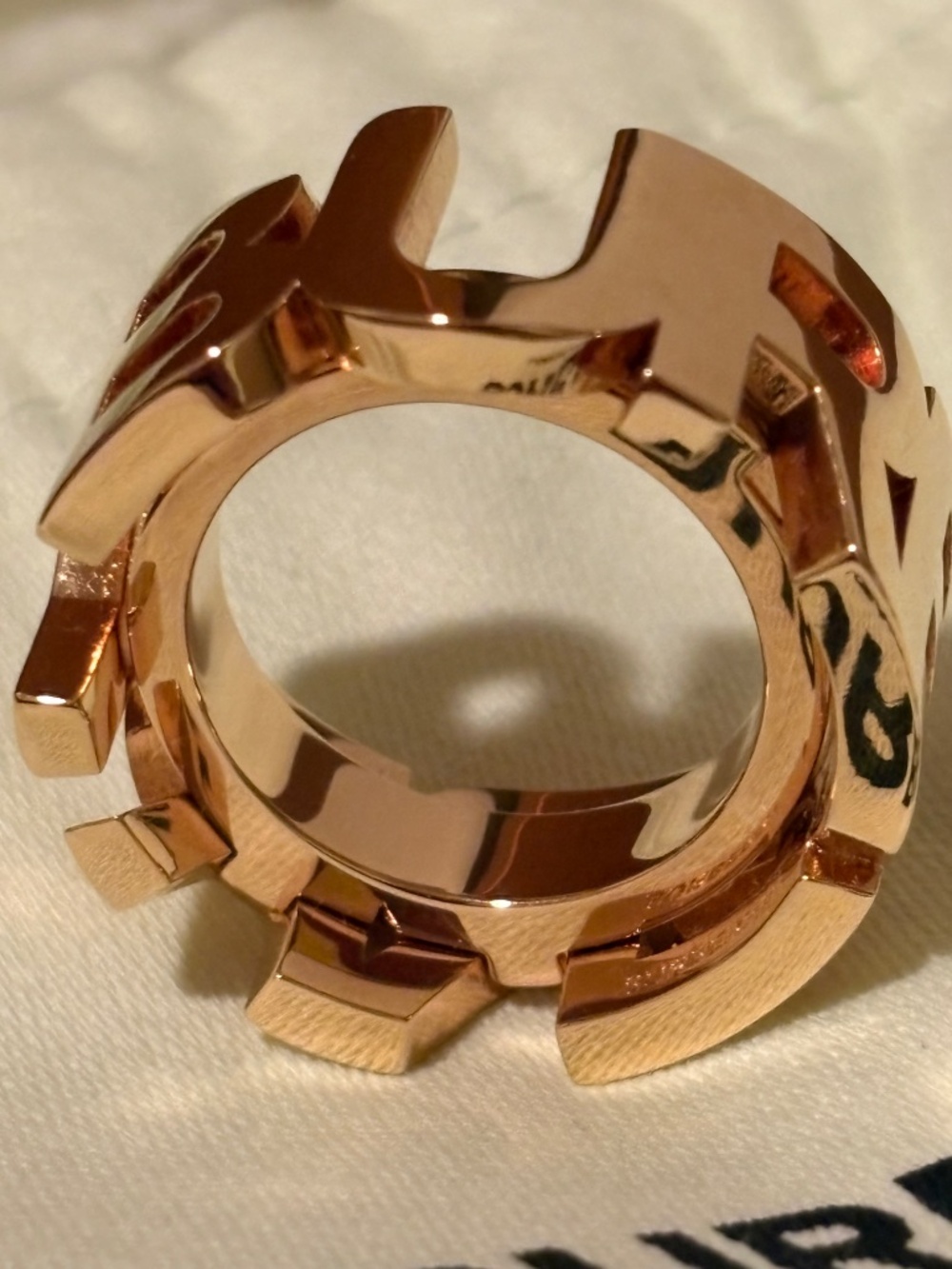 Burberry Scarf Ring in Golden Brass - Picture 6 of 10